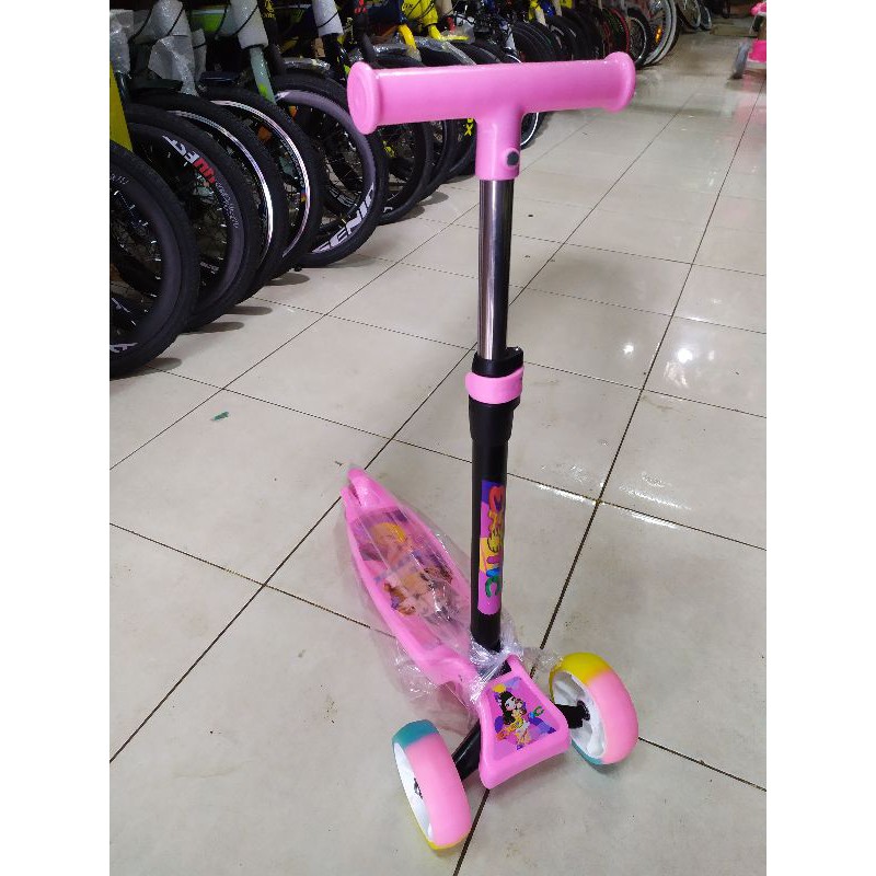Scooter Skuter Anak Exotic Roda 3 Lampu Nyala