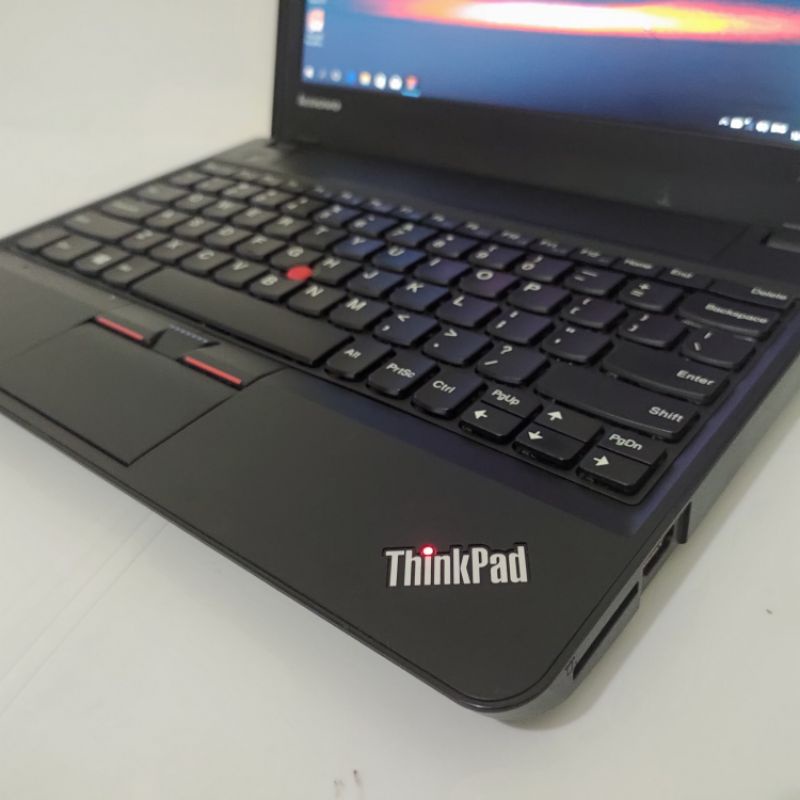 Laptop Lenovo  X131E Ram 4GB Windows  mulus