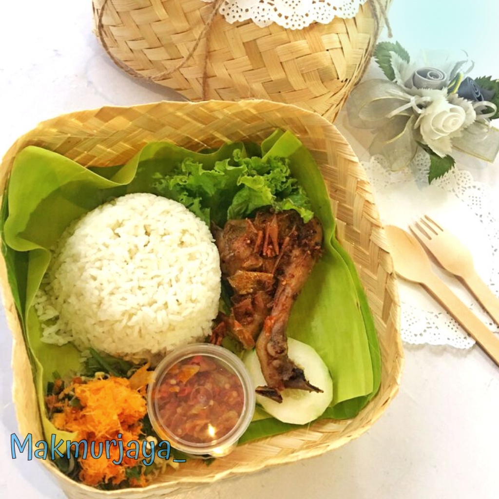 Besek bambu 20x20 sepasang Besek kotak wadah nasi hampers murah