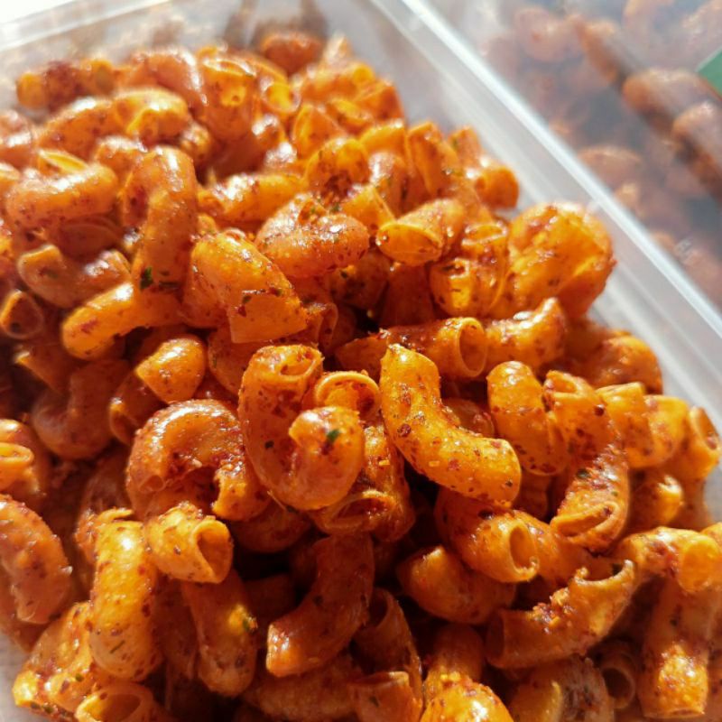 

MAKARONI PEDAS DAUN JERUK ISI 250gr