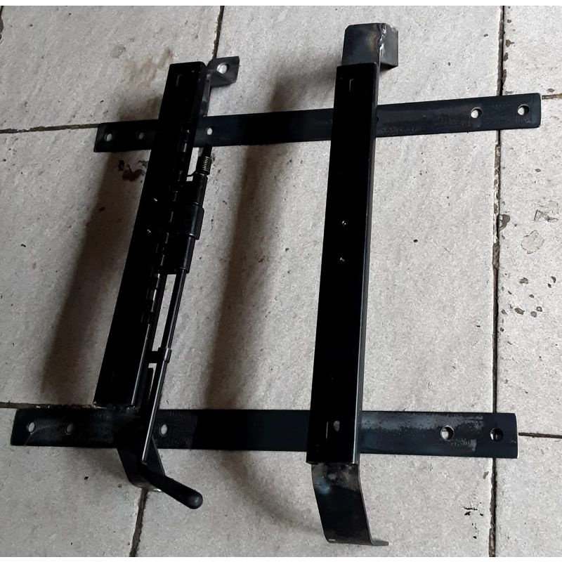 breket jok mobil jazz