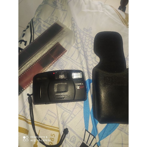 Kamera Analog Yashica Ez Mate