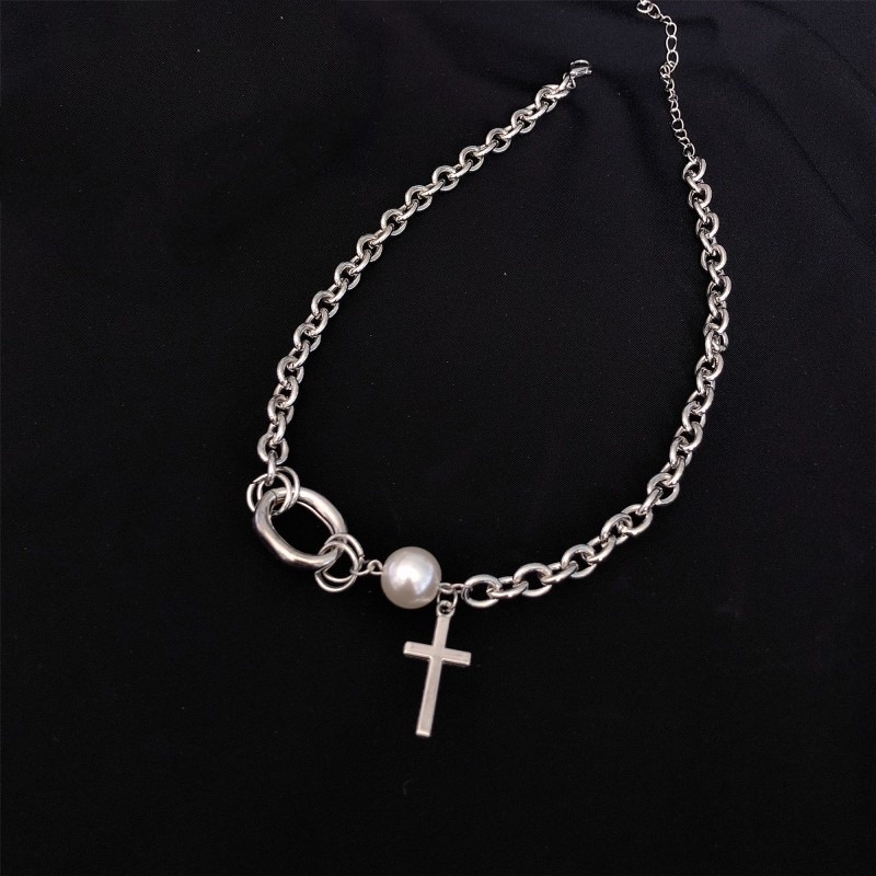 Small design sense U pearl cross chain stitching necklace temperament wild clavicle chain necklace