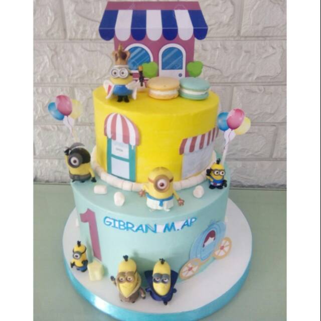 

minion / kue ulang tahun / birthday cake / khitanan