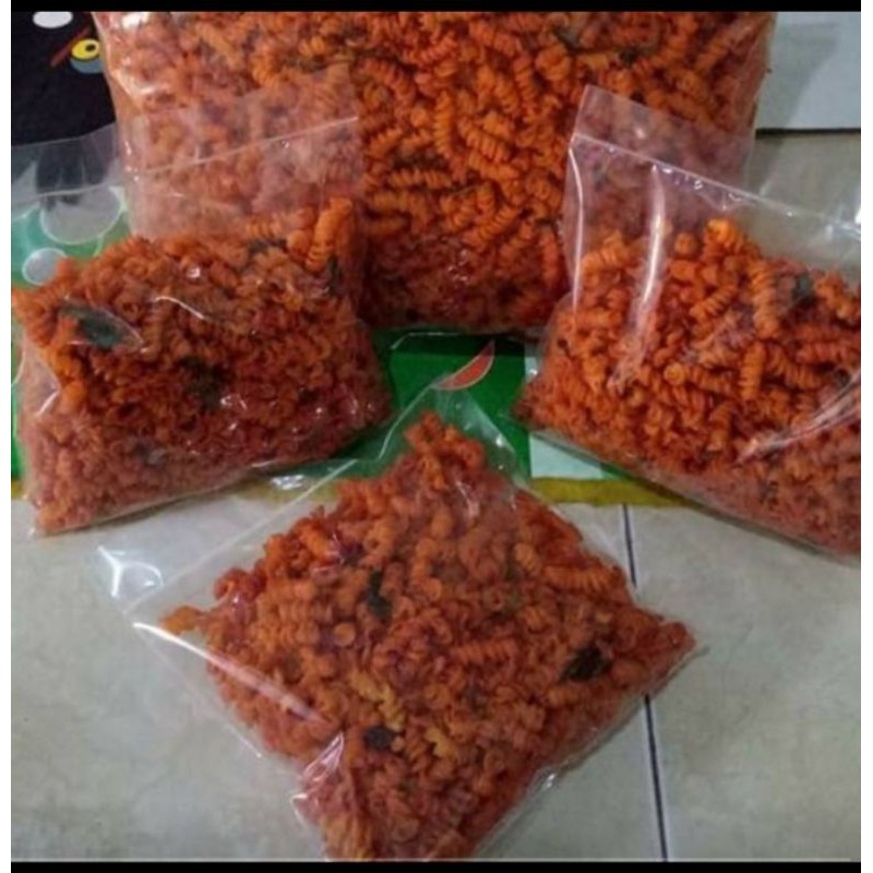 

makaroni spiral pedas daun jeruk