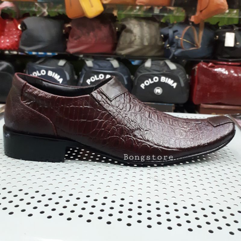 sepatu pantofel pria formal kulit asli lancip berkualitas premium