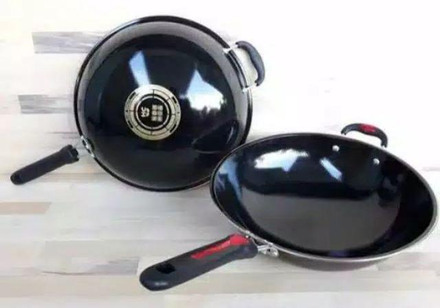 Enamel Magic Pan