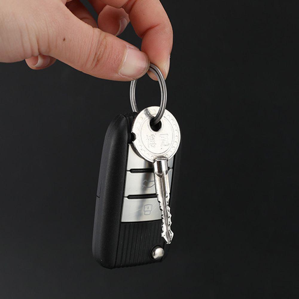 Alat Gantungan Kunci Nanas Real Titanium Alloy Man Car Keychain