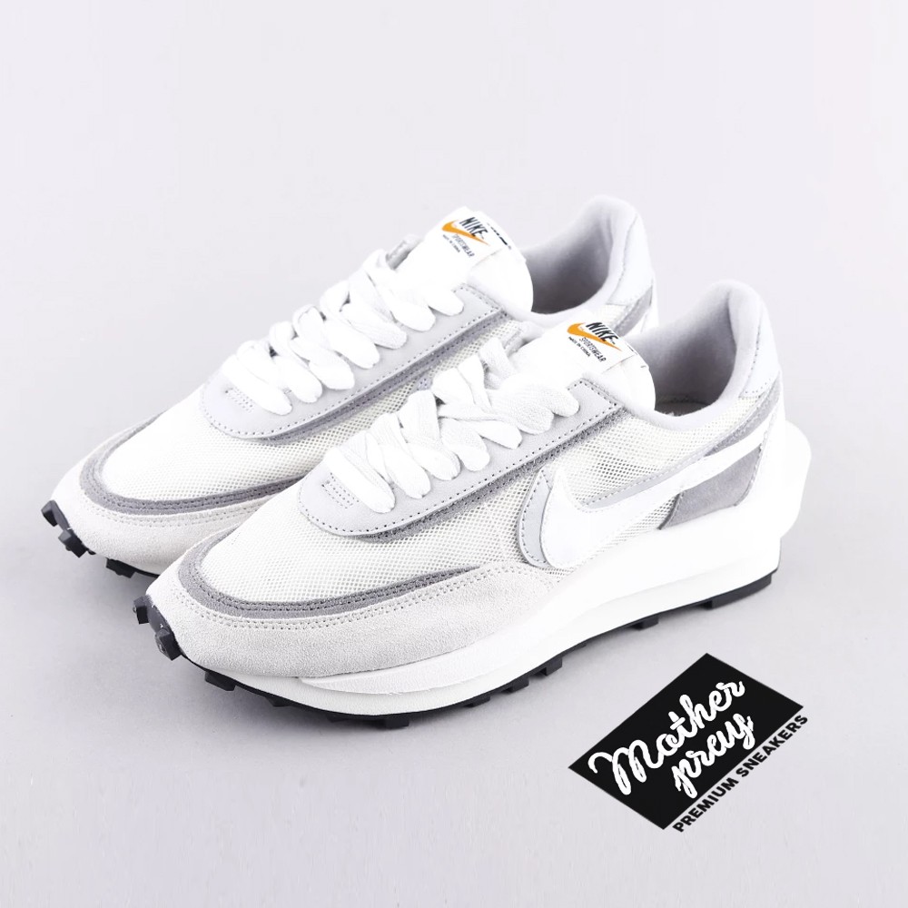 nike waffle sacai white