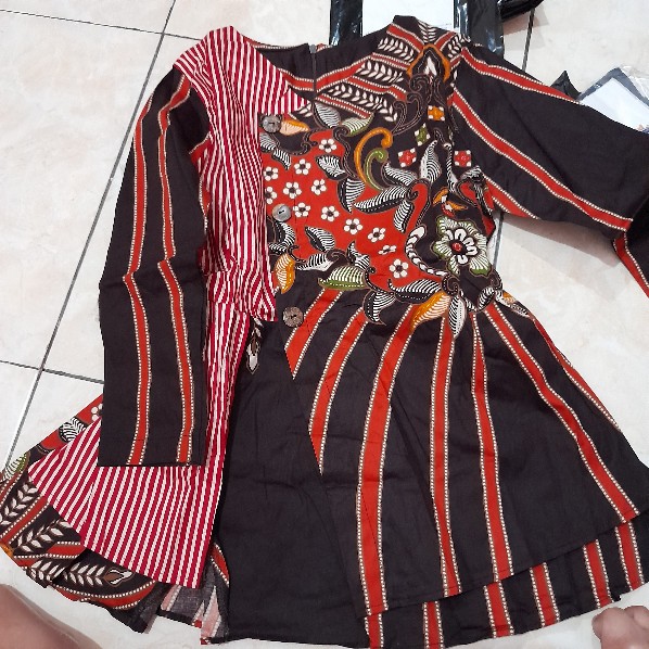 Batik Wanita - Atasan Batik 184 - 430 Dpk