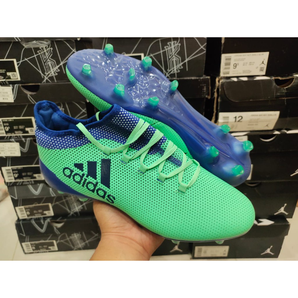 Sepatu bola on sale adidas x 17