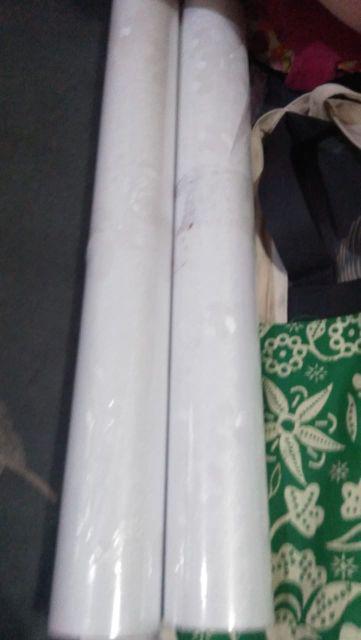 Wallpaper Sticker Dibding Motif Polos Putih Mawar 10m X 45cm