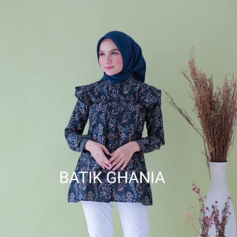 COUPLE BATIK MODERN ATASAN BATIK WANITA TERBARU MOTIF BLUS JAIZ  BY BATIK GHANIA