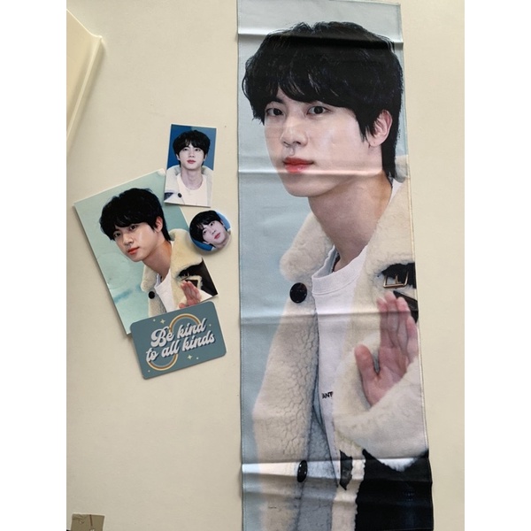 BTS Jin airport fansite slogan (take 3)