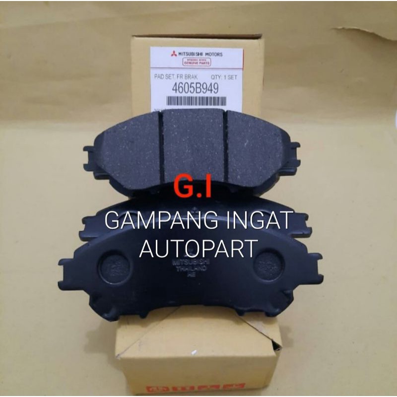 Brake Pad Kampas Rem Depan Mitsubishi Xpander Expander 1set OEM