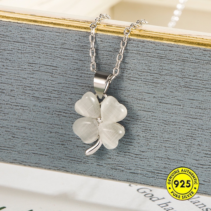 Kalung Rantai Klavikula Desain Clover Opal Bahan S925 Silver Warna Emas Untuk Wanita