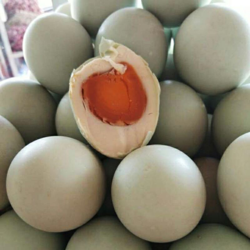 

Telor asin rebus Bariroh Brebes