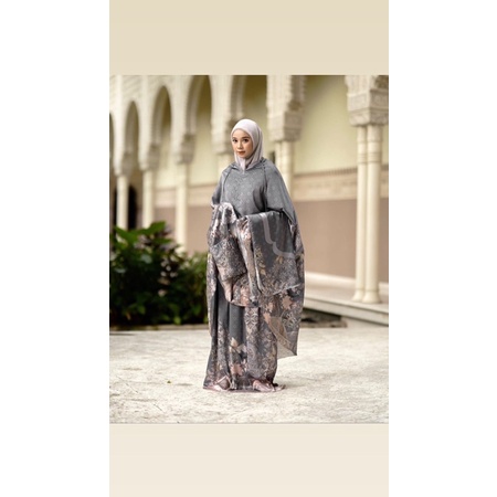 the mosaic prayer robe renka