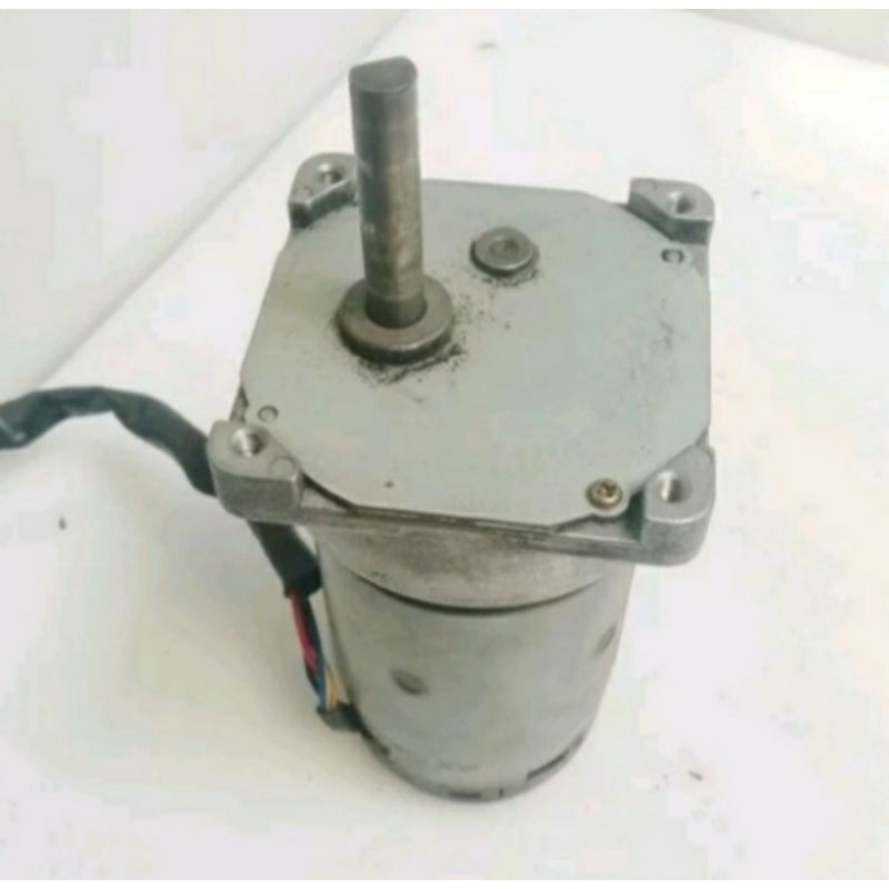 Motor Dc Gearbox Type DGM-3622-22A Torsi 70kg Cm Redy