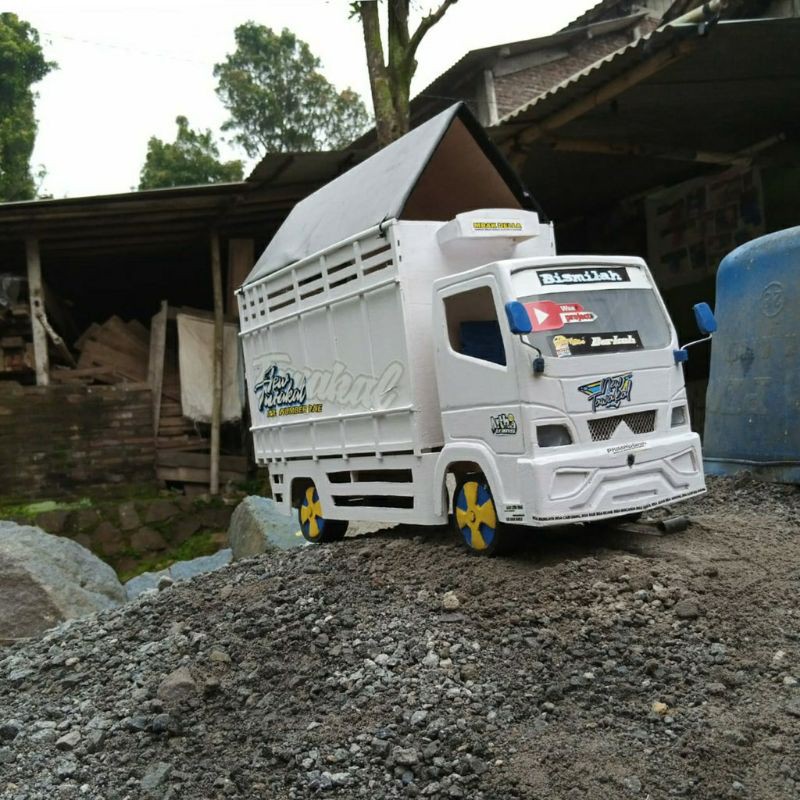 MINIATUR TRUK / MINIATUR TRUK OLENG / TRUK OLENG / TRUK OLENG MINIATUR
