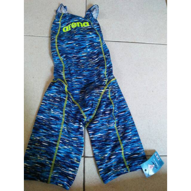Baju renang arena