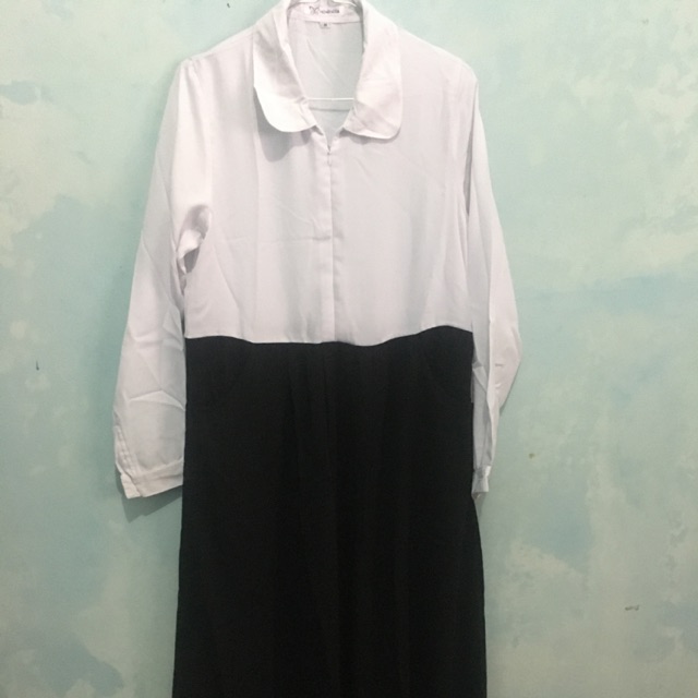 Preloved gamis hijab alila hitam putih