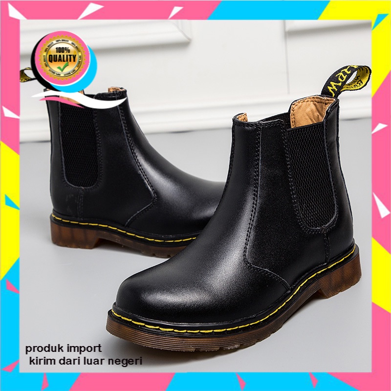 Dr Chelsea Boots Pria 2976 Pasangan Dr. Martens Boots Fashion British Sepatu Bot Pendek Pria  Wanita