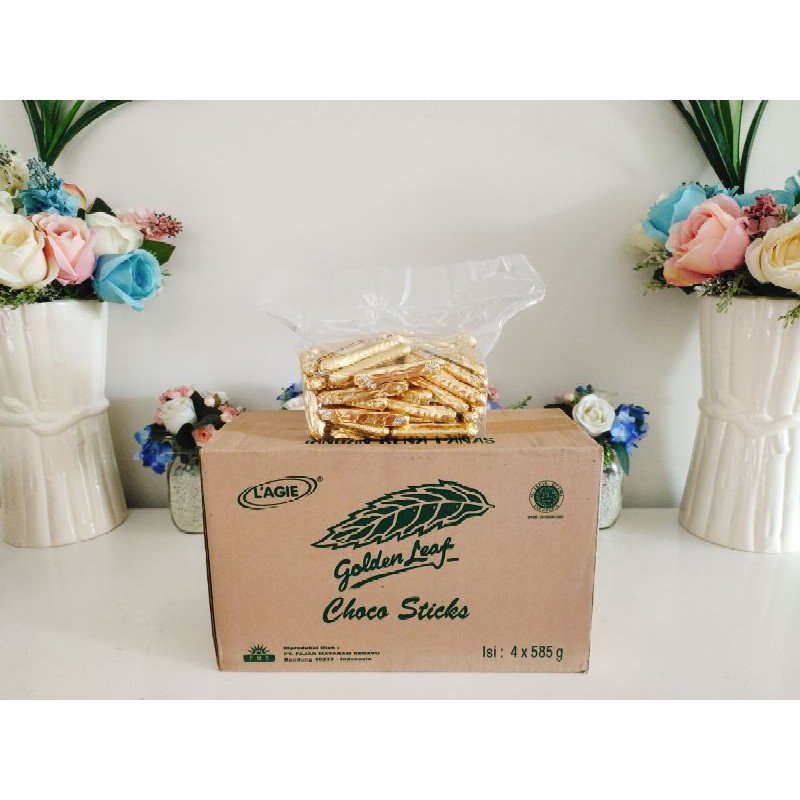 

.kartonan lagie golden leaf choco sticks 4 kotak ( ds bgr)