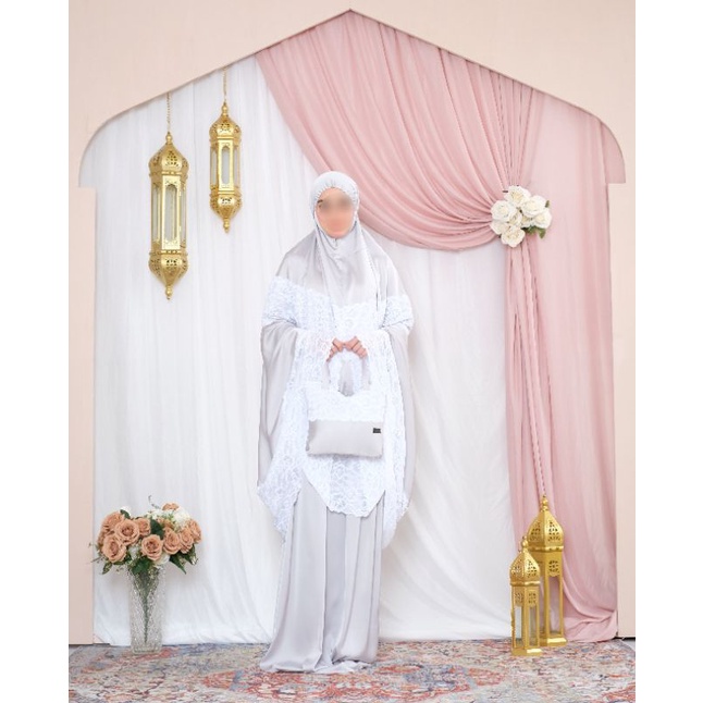 mukena armani silk renda