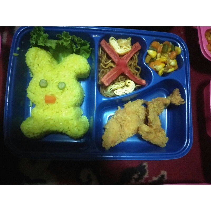 

NasiUdukKuningBento