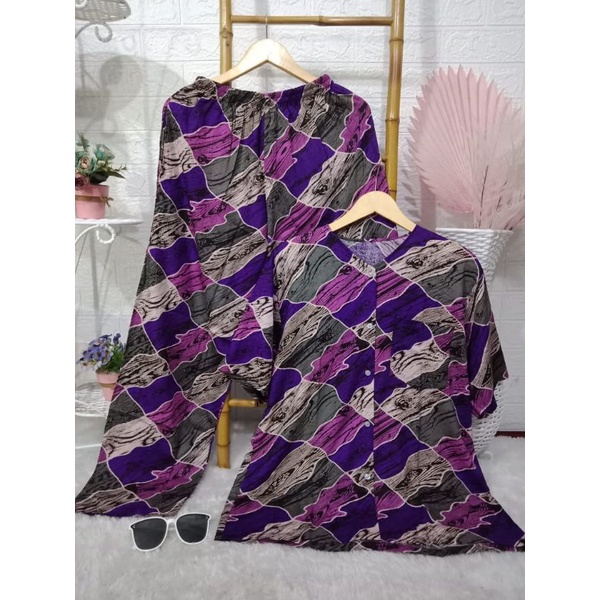 PIYAMA WANITA LENGAN PENDEK JUMBO KOMBINASI ONE SET PIYAMA WANITA RAYON MOTIF MURAH JUMBO KEKINIAN  PAJAMAS RAYON MOTIF KOMBINASI-Motif5