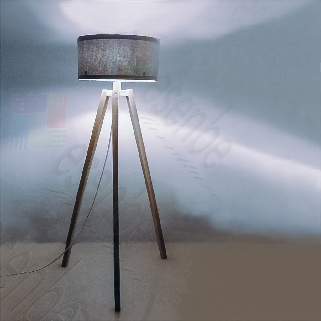 baru lampu  lantai kayu  jati bukan IKEA TRIPOD  LAMP 