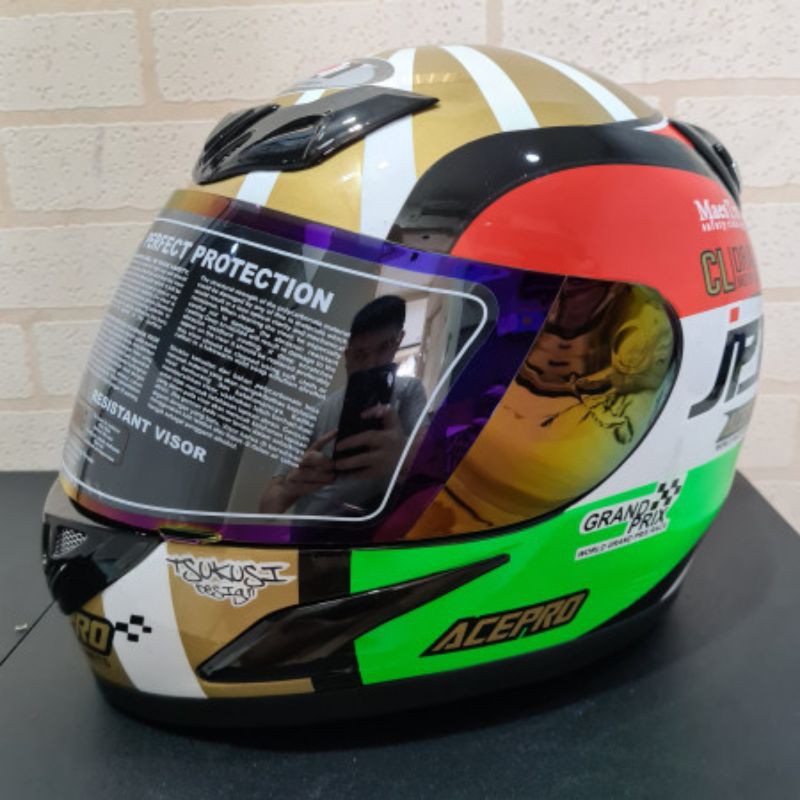 Helm JPN fullface ACEPRO 01 hitam gloss list gold