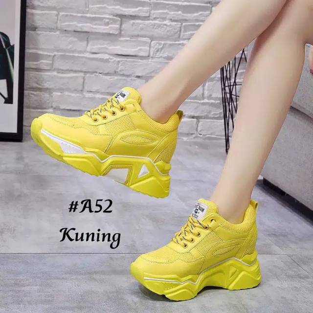 DTS Sepatu sneakers wanita warna kuning a52 sneakers shoes