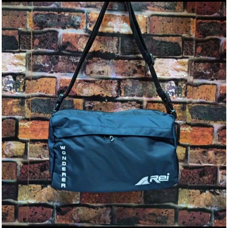 Tas Selempang Rei Wonderer Original Tas Pinggang Arei Original