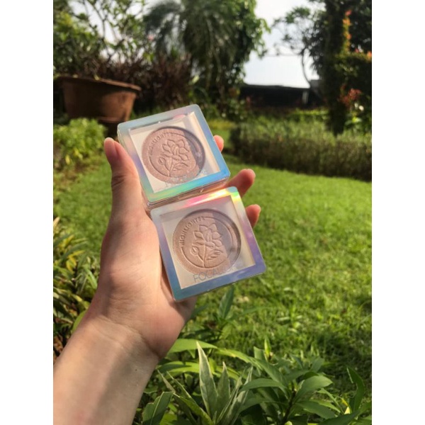 preloved Focallure Highlighter