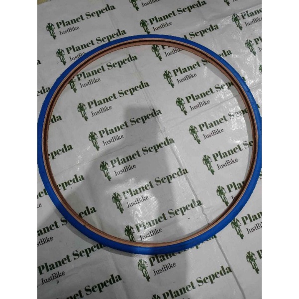 Ban Luar Lucky Stone 700 x 23 Biru