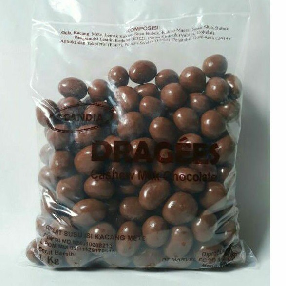 

1 kg coklat scandia mede cokelat scandia cashew isi kacang mede utuh coklat kiloan scandia