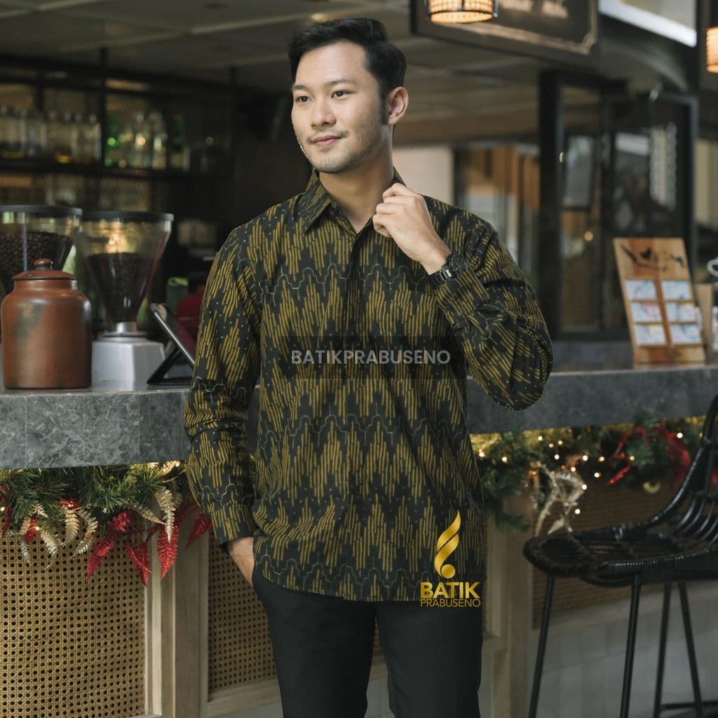 PRABUSENO // Batik Prabuseno - GANJAR Batik Pria Slim Fit Lengan Panjang