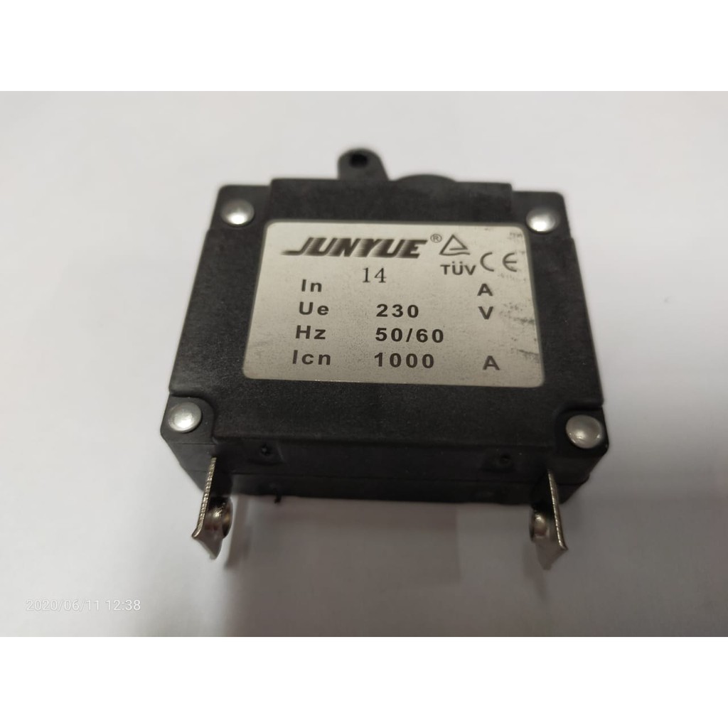 MCB / circuit breaker 14 AMPERE (untuk genset 2500 Watt)