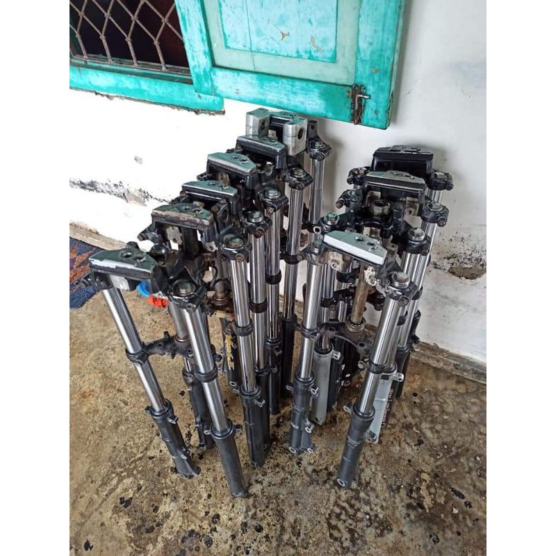 SKOK DEPAN TIGER REVO MEGAPRO ORIGINAL TIREV ORI MEGA PRO PRIMUS MP SHOCK SEGITIGA AS BOTTOM