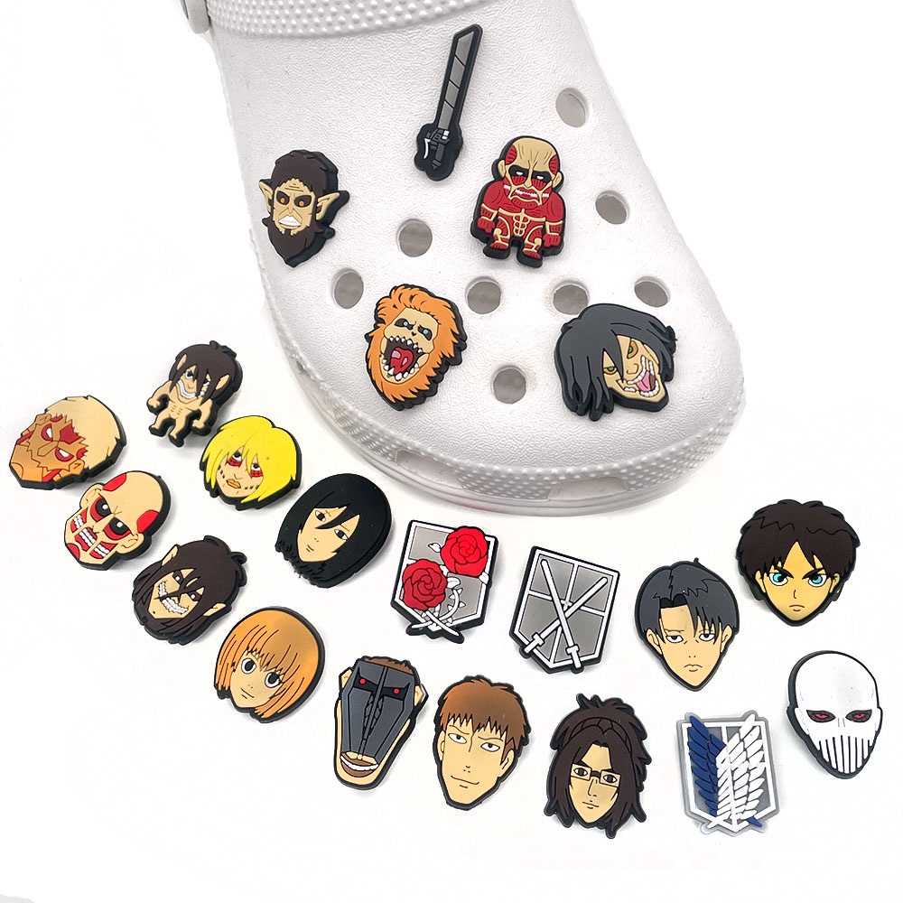 Attack on titan Crocs Gesper Sepatu Karakter Anime Kartun Jibbitz DIY Dapat Dilepas sandal decorate Lubang Sepatu Pin accessories hadiah anak laki