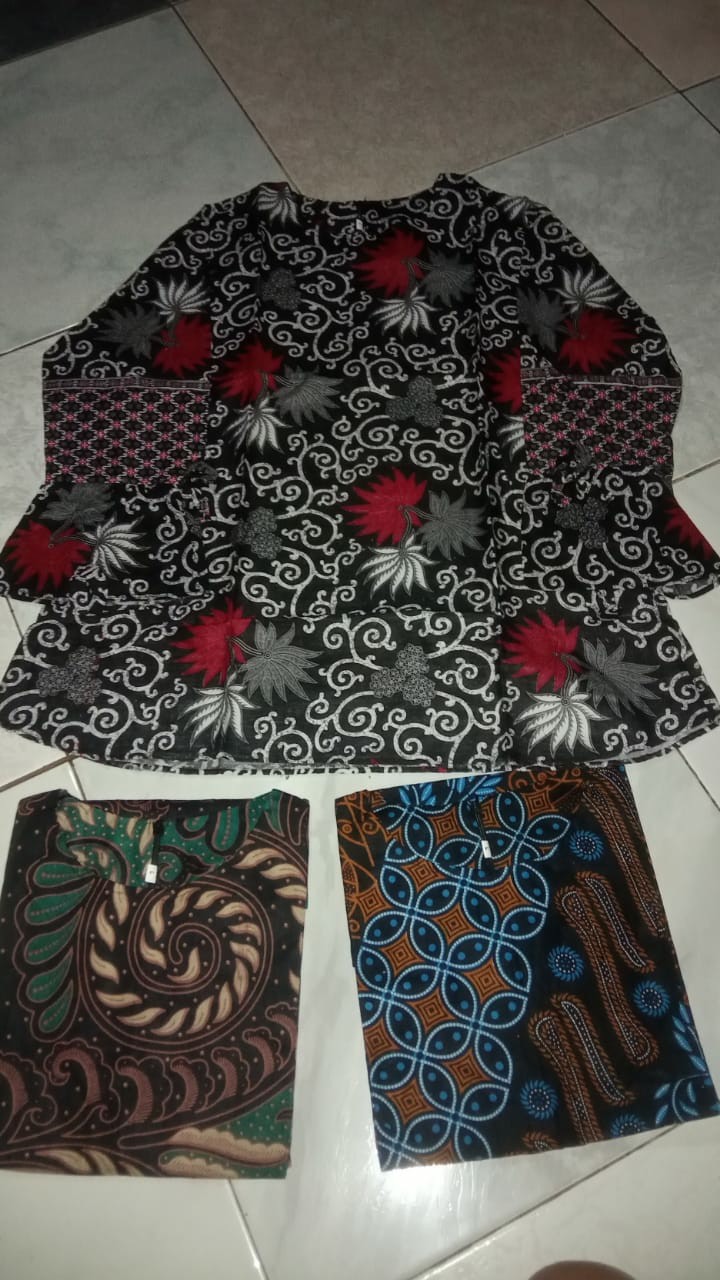 Blouse Batik Wanita Cantik Kekinian / Baju Batik Blouse Kerja Kondangan Nikahan Seragaman Wanita
