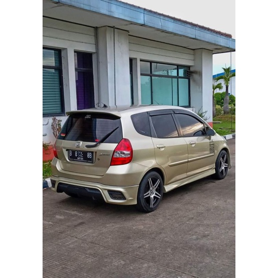 Bodykit add on belakang honda jazz gd3 04-07