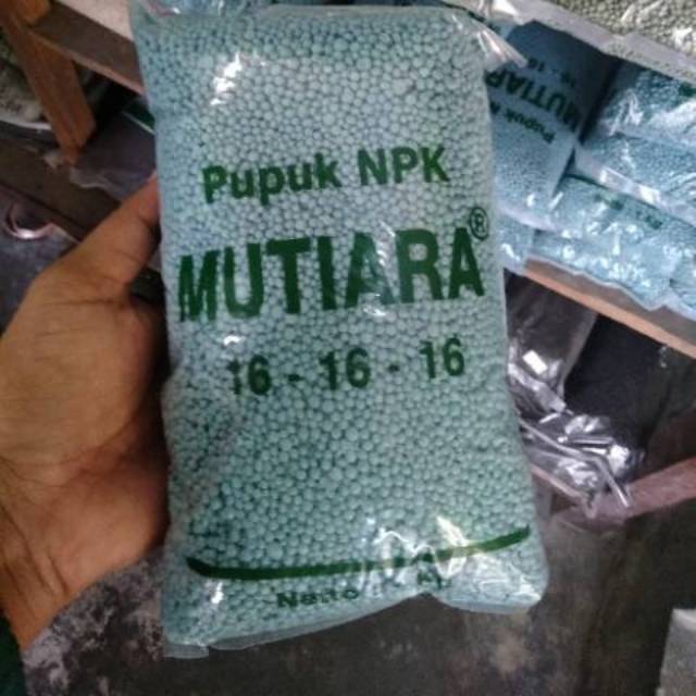 Pupuk 1 kg NPK MUTIARA 161616