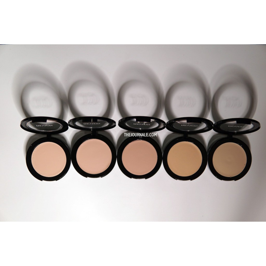 Revlon Natural Finish Powdery Foundation SPF 15