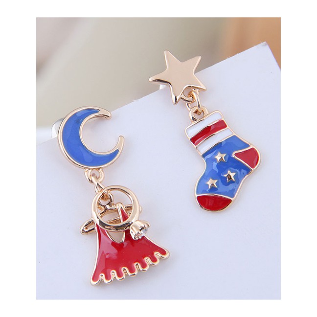 LRC Anting Tusuk Fashion Red Xingyue Christmas Bell Christmas Boots Asymmetric Stud Earrings A58312