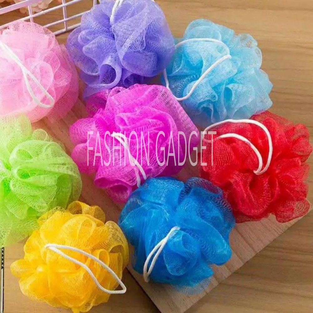 Spon Mandi BULAT / GAGANG PANJANG Karet Busa Spons Mandi Bath Sponge Shower Puff Busa Mandi Alat Gosok Badan Sabun Mandi - Warna Acak