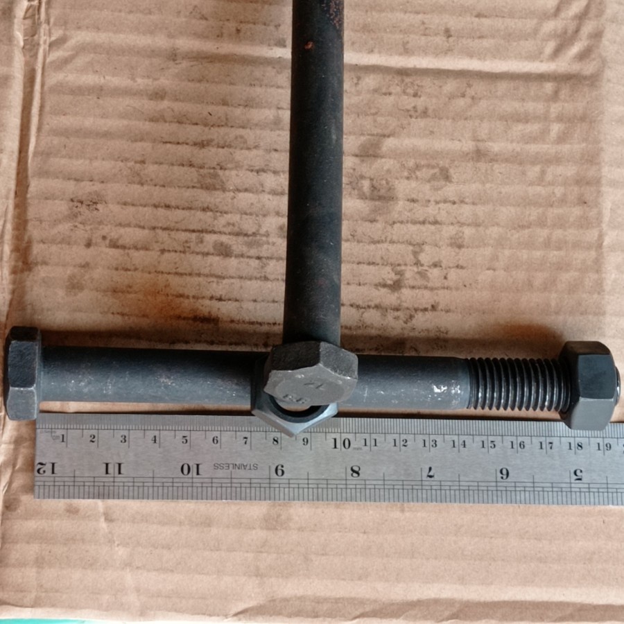 BAUT BAJA HTB 8.8 M18 X 190 / BAUT BAJA M18 X 190 HITAM / BAUT M18X190 BAJA / BAUT 27 KUNCI 27 HALF 