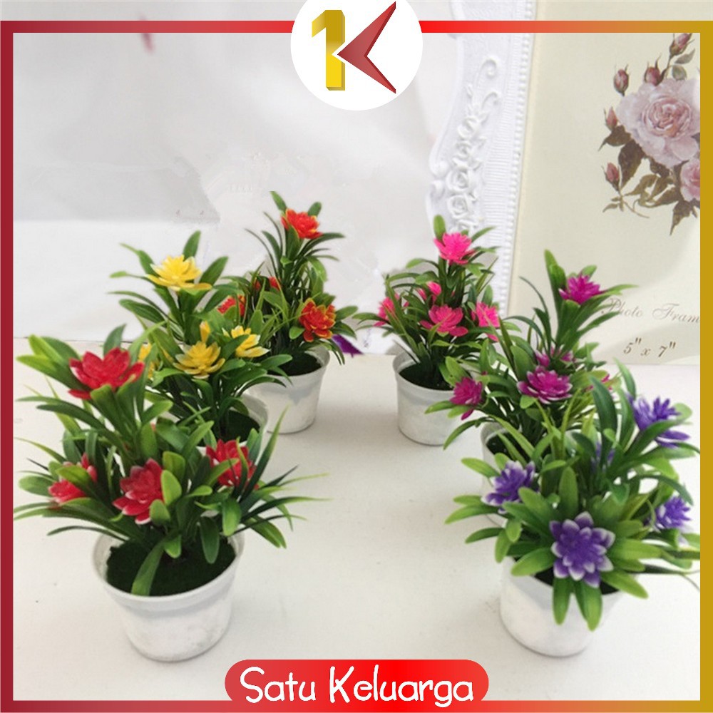 SK-C83-87 Ornamen Pot Bonsai Dekorasi Rumah / Meja Pajangan Bunga Hias Plastik Artificial Flower-5 Lotus